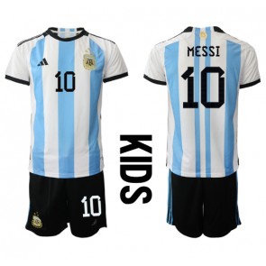 Argentina Lionel Messi #10 kläder Barn VM 2022 Hemmatröja Kortärmad (+ korta byxor)